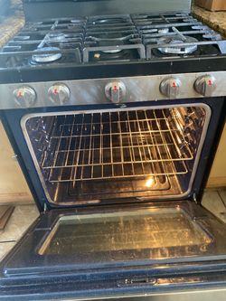 Black/Silver stove Samsung