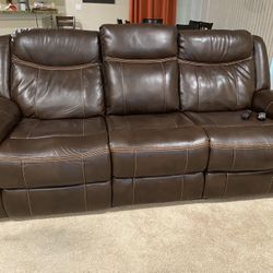 Leather Sofas 