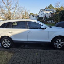 2011 Audi Q7 Quattro 4dr 3