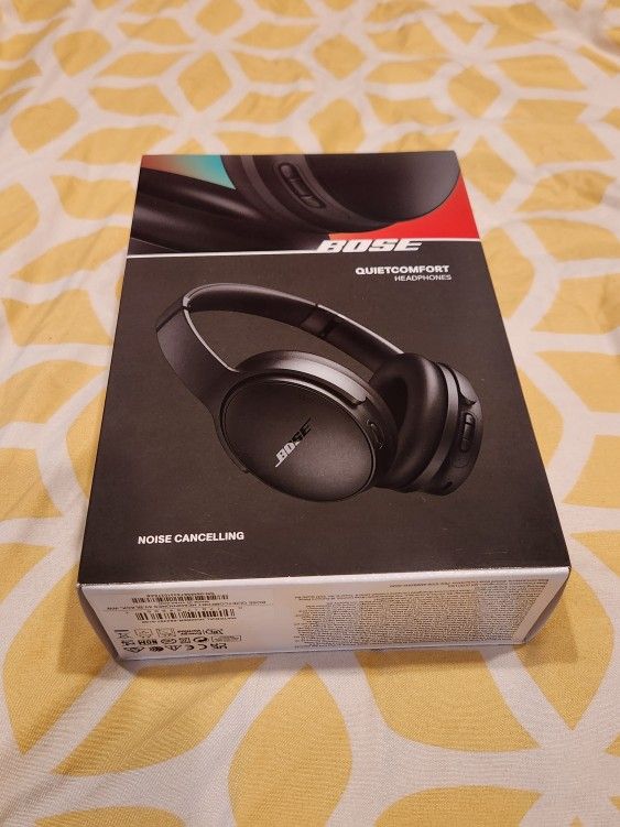Bose Quietcomfort Headphones - New In Box, Sealed