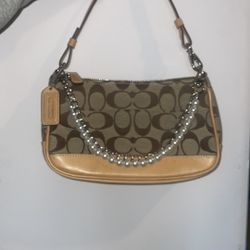 Coach Vintage Signature Hampton Shoulder Bag