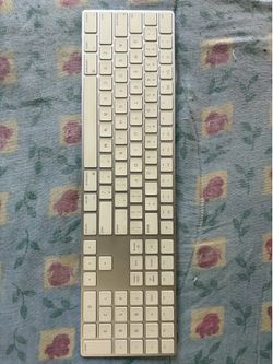 Apple Magic Keyboard 100%