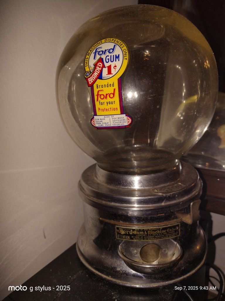 Antique Ford bubble Gum Machine