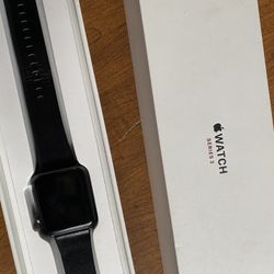 Apple Watch Series 3 42mm Like NEW