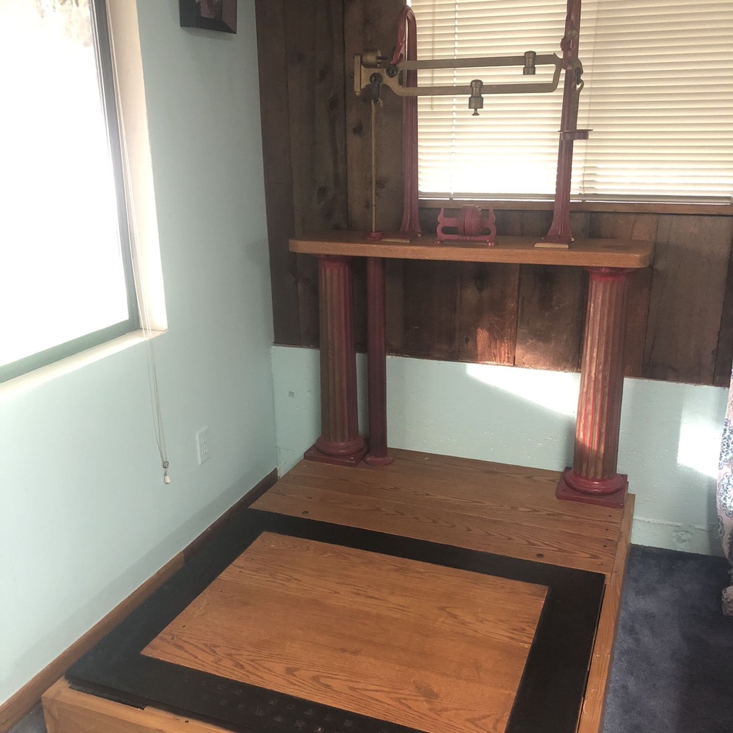 Scale, Farm, Industrial, Feed, Howe Scale Co.