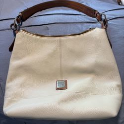 Dooney & Bourke purse 