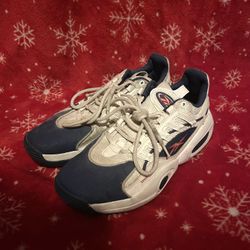 Reebok Solution Mid basketball shoes