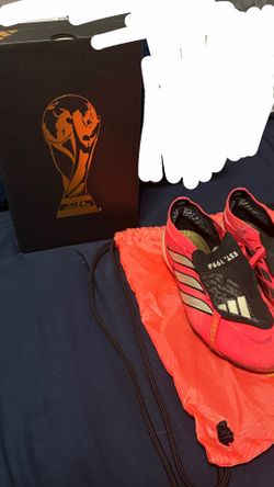 Predator elite ft ag , size 9.5 , road to glory pack