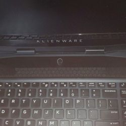 ALIENWARE 👽 GAMING LAPTOP