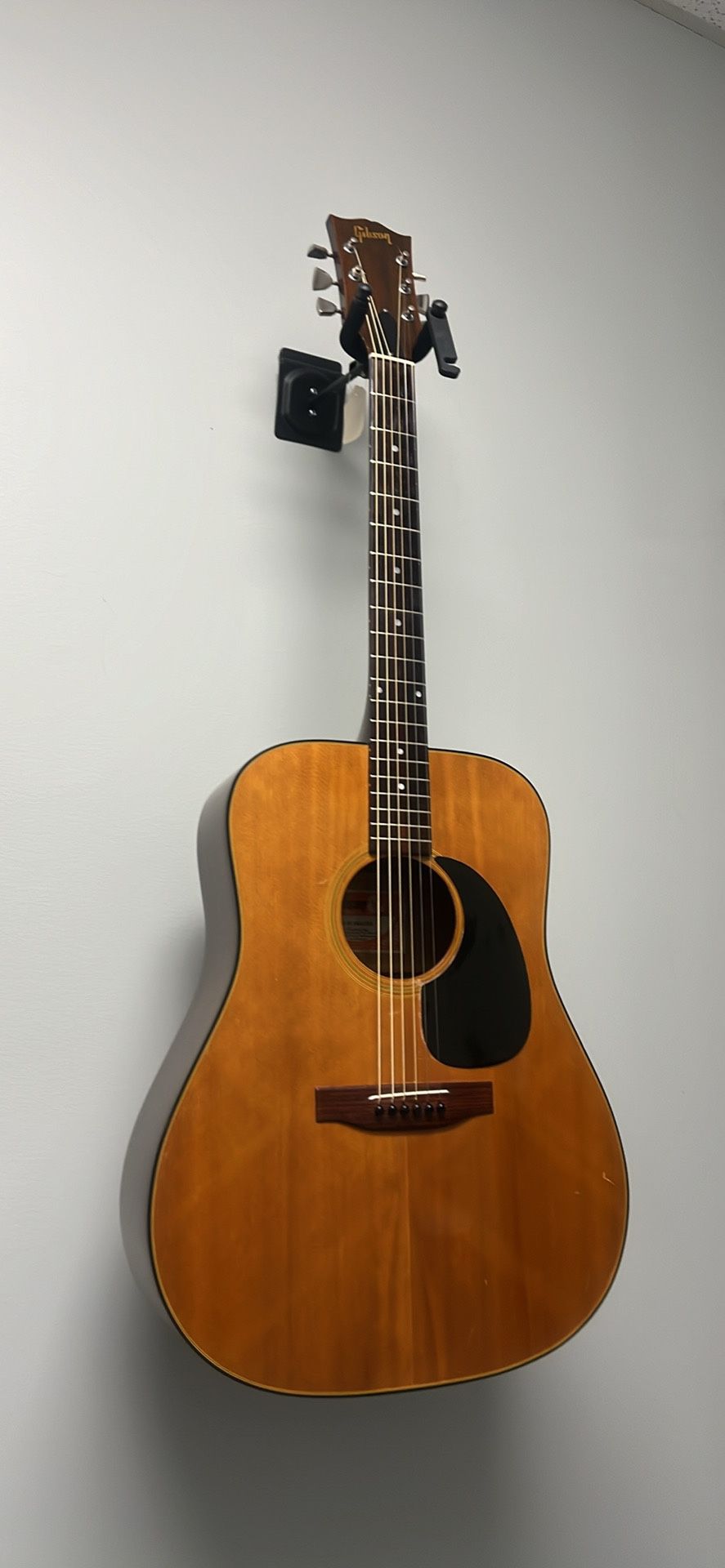 Gibson J-50 Deluxe 1970 Acoustic Guitar