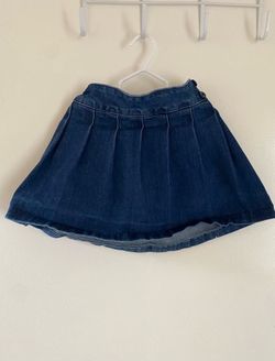 Garanimals -  Size 5 Girls Jean Pleaded Skirt / Skort- Pre-owned - Good Condition - Great Fabric