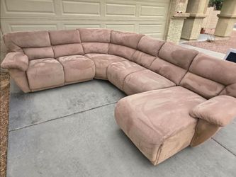 Large Beige U-Shape Sectional with chaise