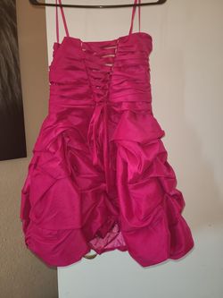 Gorgeous barbie hot pink dress