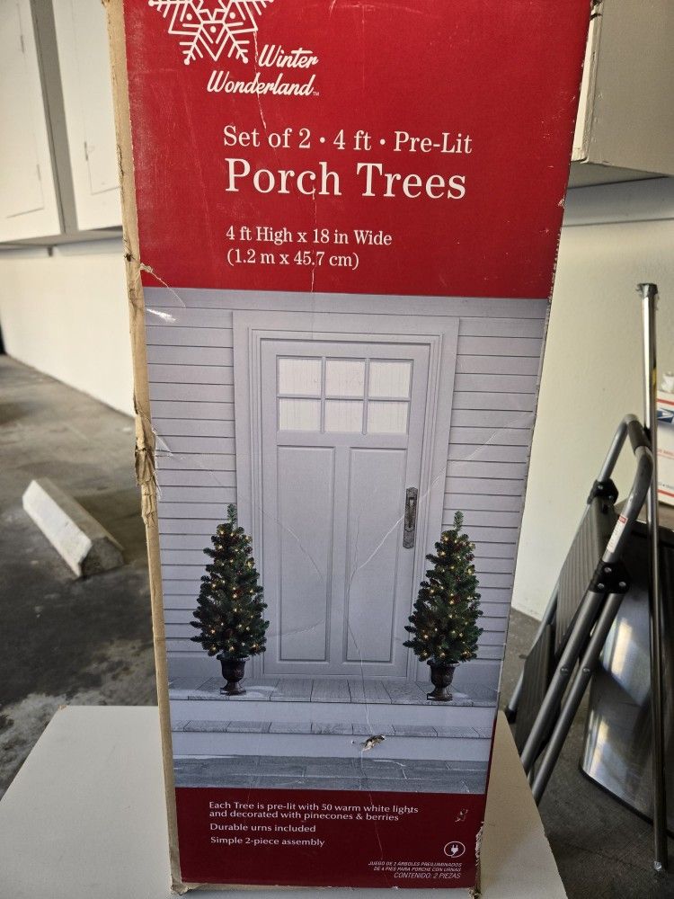 Great ELEGANT PORCH XMASS TREE