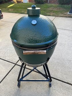 XL Green Egg with Accessories