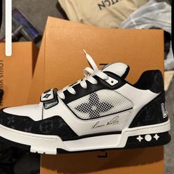 Louis Vuitton Sneakers 