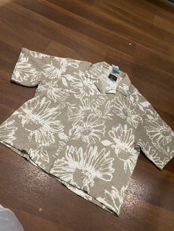 Mens SS Button Down Shirt Tropical Floral Size Medium By Valor NWTS 