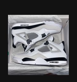 Jordan 4 Military Black