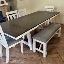 Dining table set