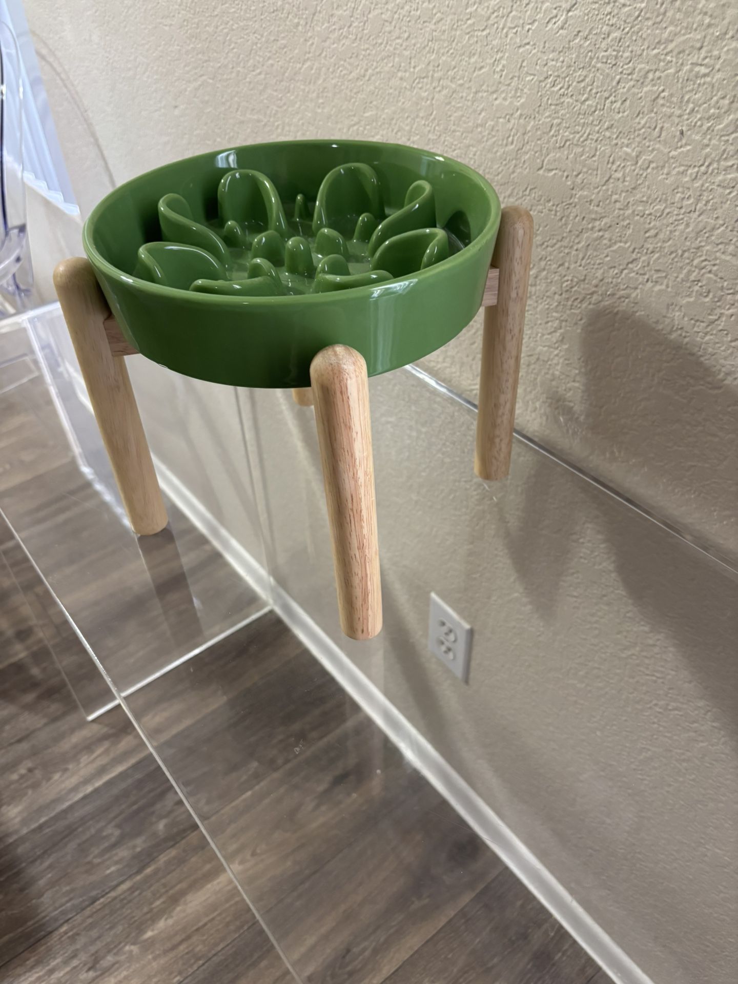 LE TAUCI Ceramic Slow Feeder Dog Bowls Elevated, 3 Cup Raised Bowl with Wooden Stand for Medium Large Breed, Slow Down Eating, Puzzle Dog Food Bowl, C