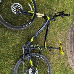 2 Bikes for Sale - Giant Mountain Bike + BMX 