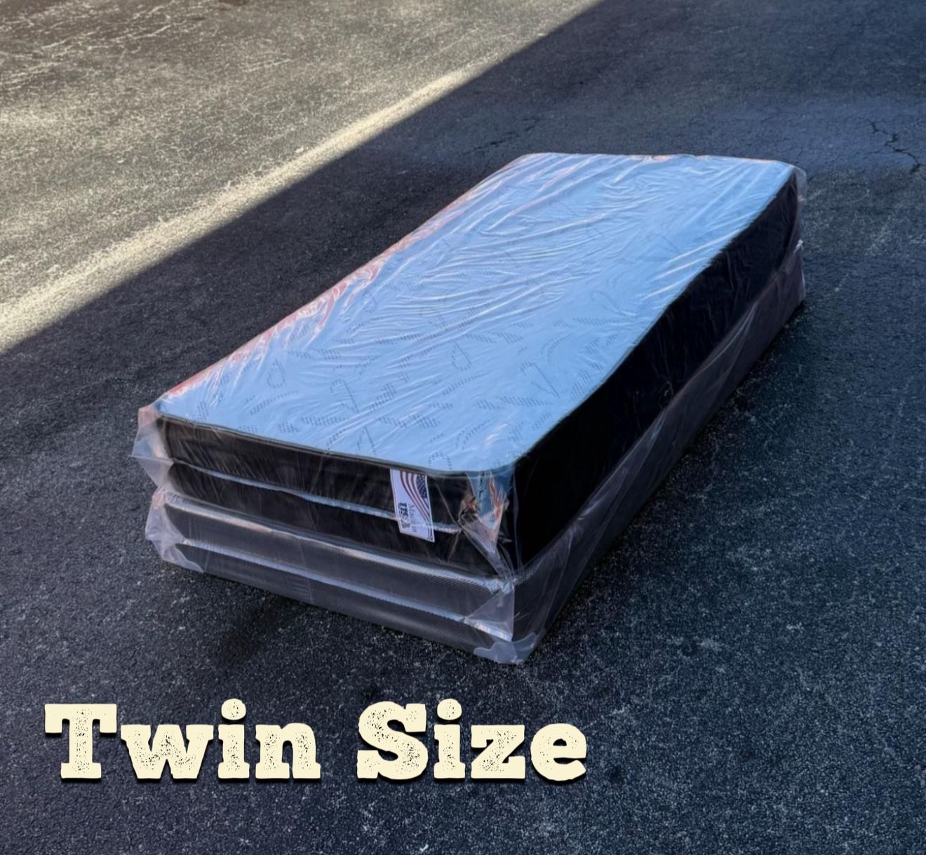 New Twin Size Mattress And Box Spring Set // We Offer  🚚