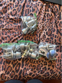 free door knobs (everything included)