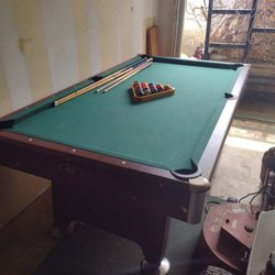 Pool Table (PRICE FIRM)