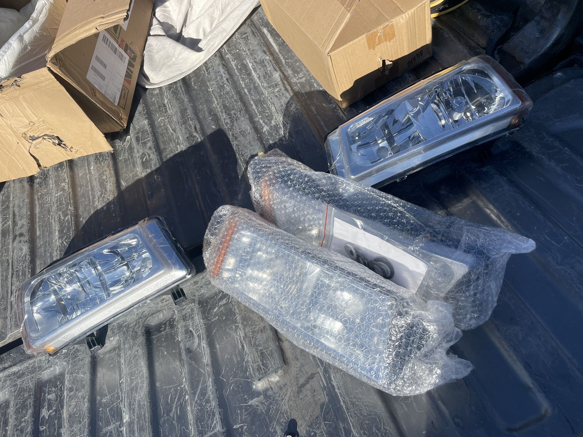 Avalanche Silverado Headlights