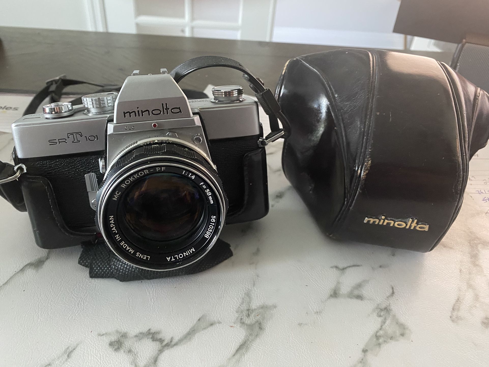 Minolta SRT101 35mm SLR Fin Camera