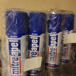 MITREAPEL Super CA Glue (2 x 0.80 oz) with Spray Adhesive Activator (2 x  3.30 fl oz) - Crazy Craft Glue for Wood, Plastic, Metal, Leather, Ceramic  for Sale in Tempe, AZ - OfferUp