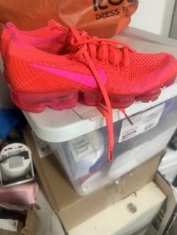 Women’s Vapormax Size 6