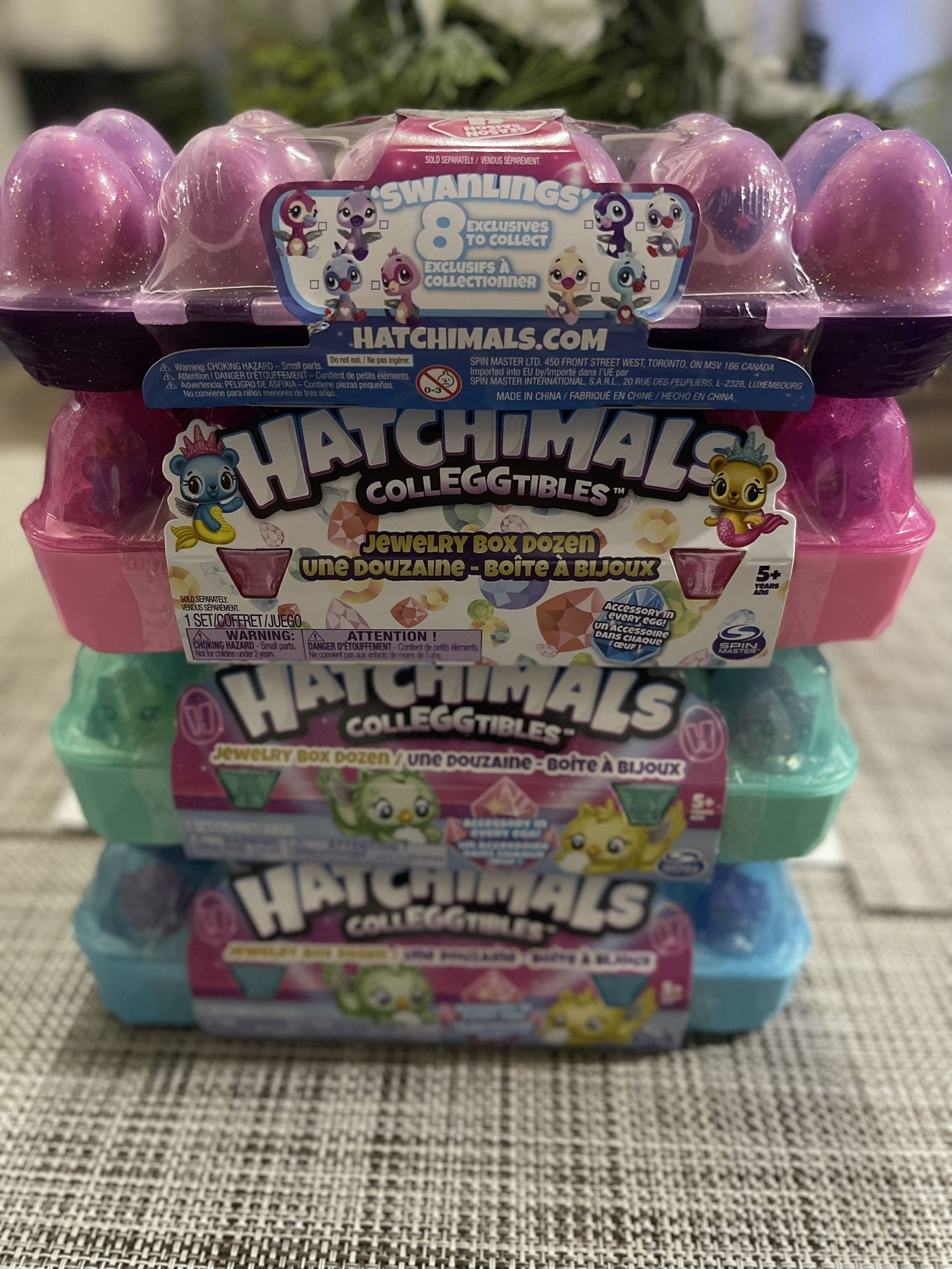 Hatchimals CollEGGtibles, 12 Pack Egg