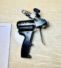 Polyurethane Foam Spray Gun P2 Air Purge PU Foaming Injection AB Two-Component High Pressure Coating Spray Gun