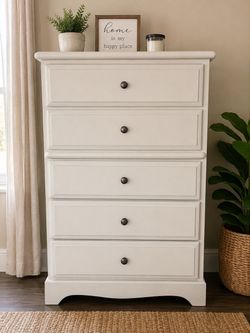 Beautiful Off-White 5-Drawer Dresser | Solid & Sturdy | Farmhouse Style