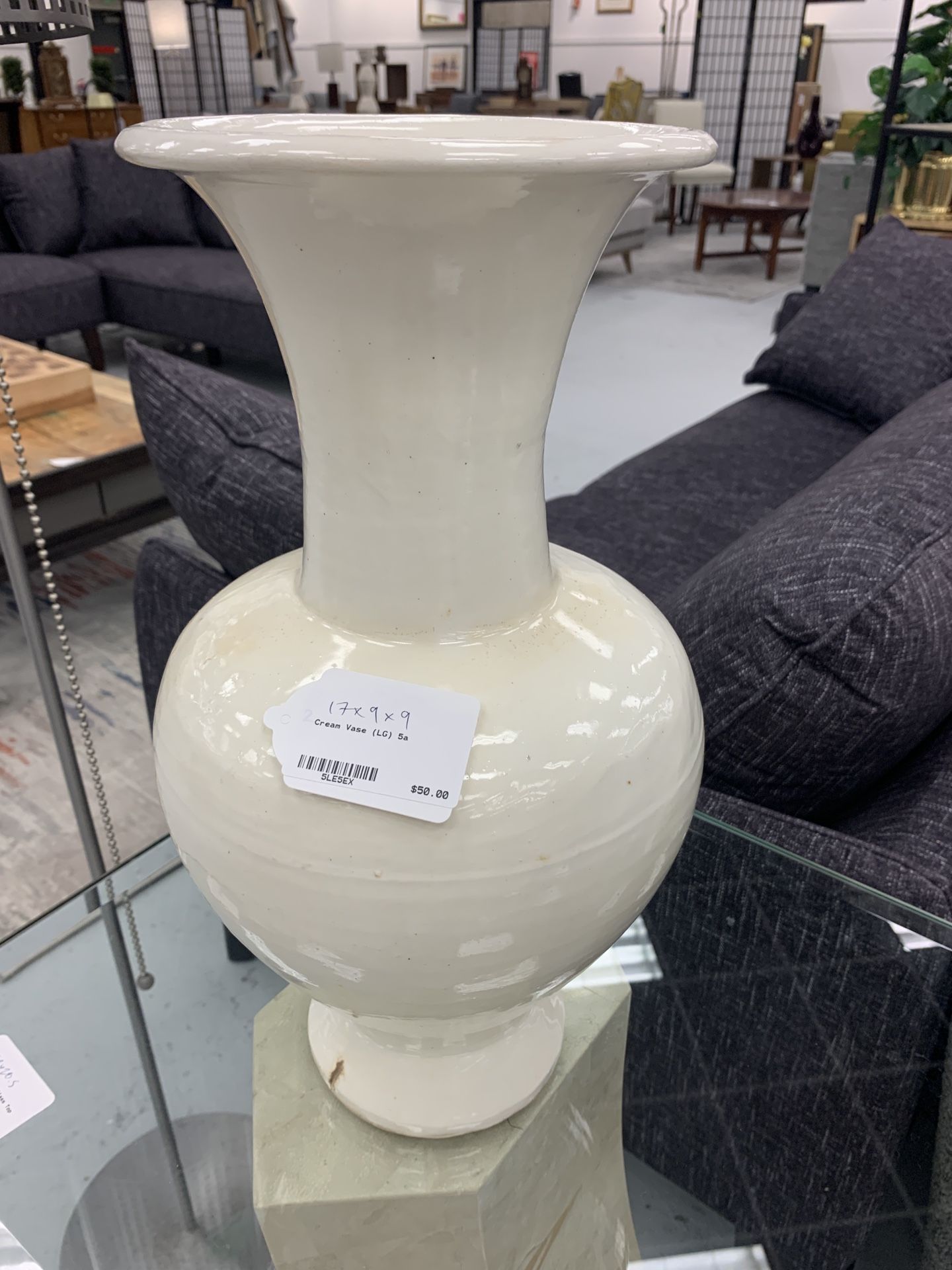Cream Vase (Lg) 5a