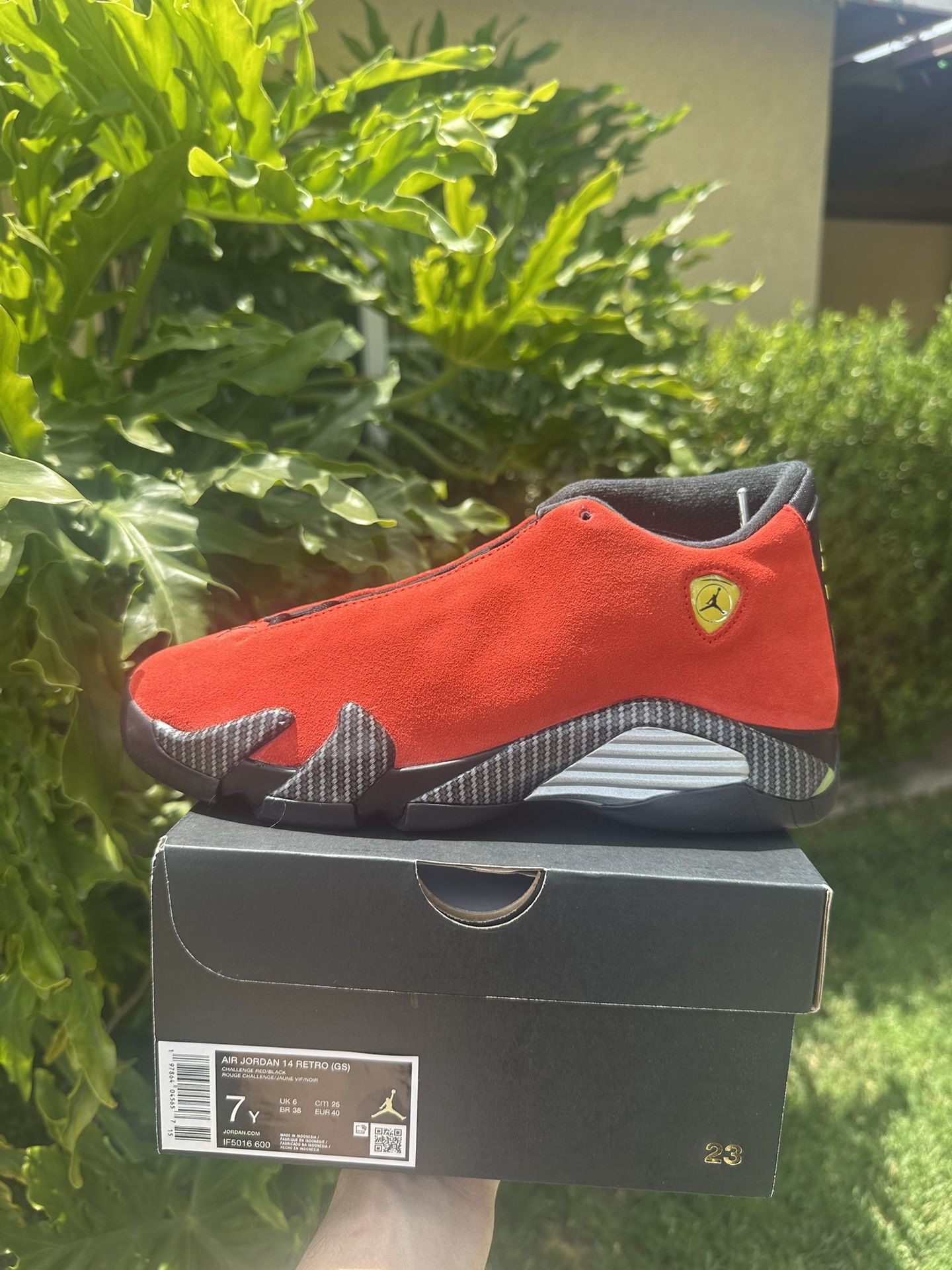 Jordan 14 Retro Ferrari Challenge Red (Size 7y)