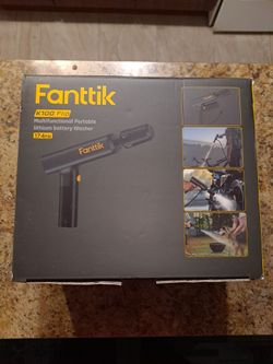 Fantik k100 flip battery powered pressure washer, no hose needed. Brand new!