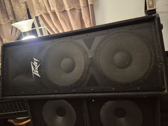 Peavey Speakers
