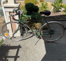 Vintage Peugeot Bike