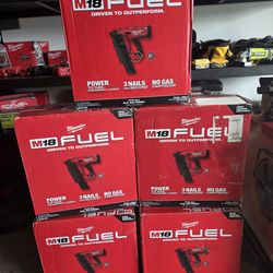 M18 FUEL 3-1/2 in. 18-Volt 21- Degree Lithium-lon Brushless Cordless Framing Nailer (Tool- Only