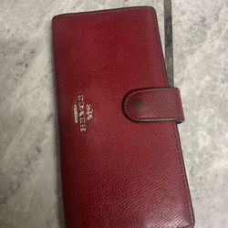Coach Wallet Worn Out !