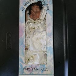 Porcelain Doll Collectibles 