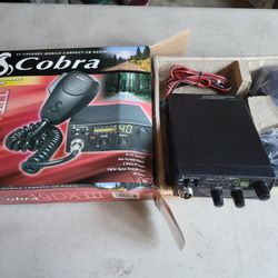 New Cobra 40 Channel Mobile Compavt CB Radio Model 19DX III