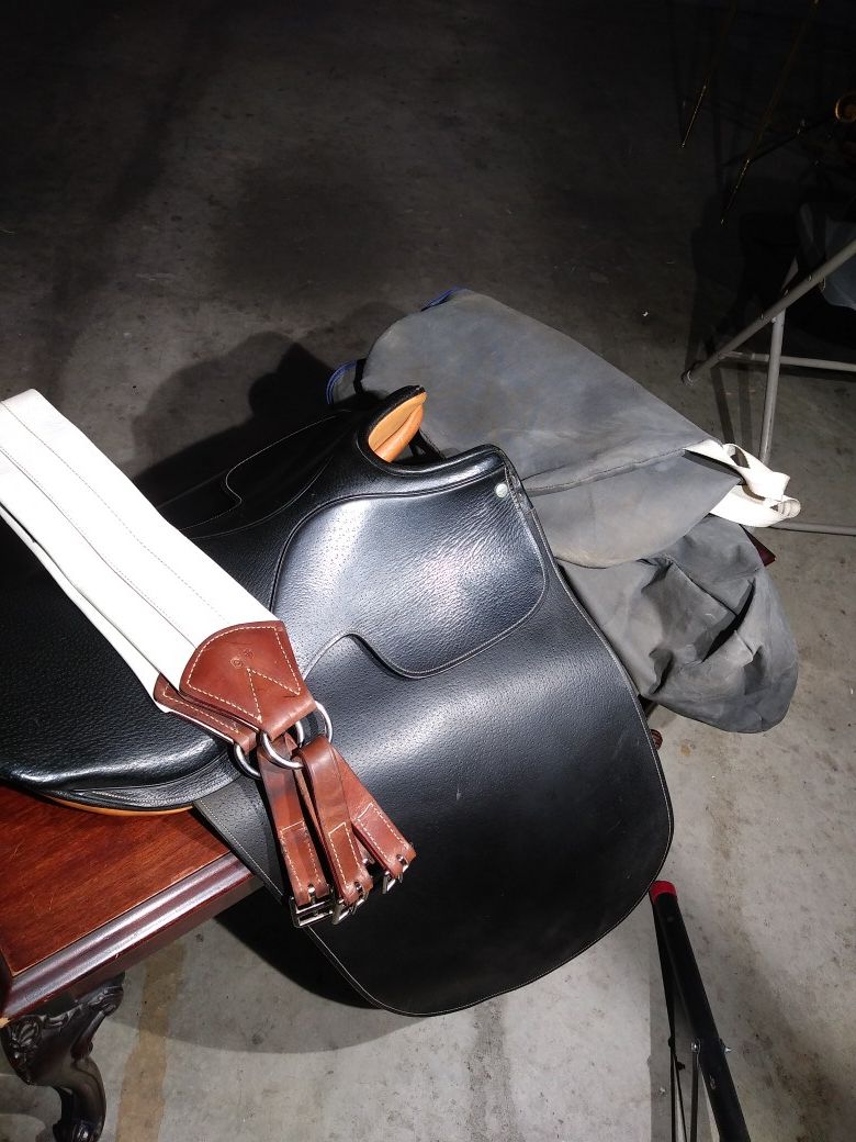 Whitman English saddle