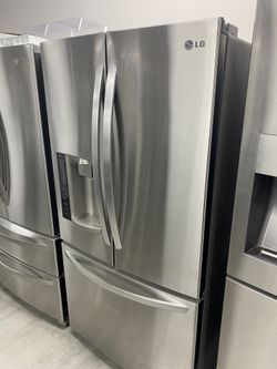 LG Refrigerador 3 Puertas 