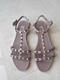 Valentino Garavani  Rockstud Jelly Flat Gladiator Sandal