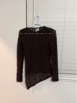 H&M lace side cut top