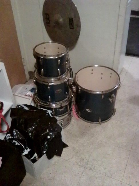 Drum Set  Imperial 