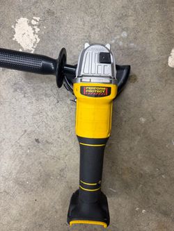 DEWALT 4 - 1/2 inch Grinder